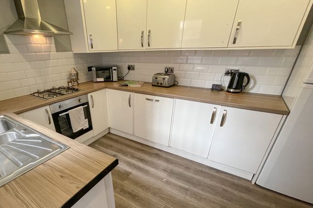 Halsbury Road, L6 6DG photo 3