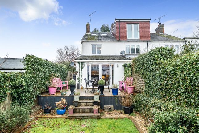 Bethel Close, Surrey photo 3