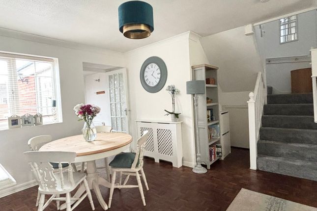 6, Jarvis Brook Close, Bexhill-on-Sea photo 4