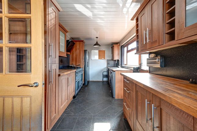 8, Widgeon Close, Great Yarmouth photo 3