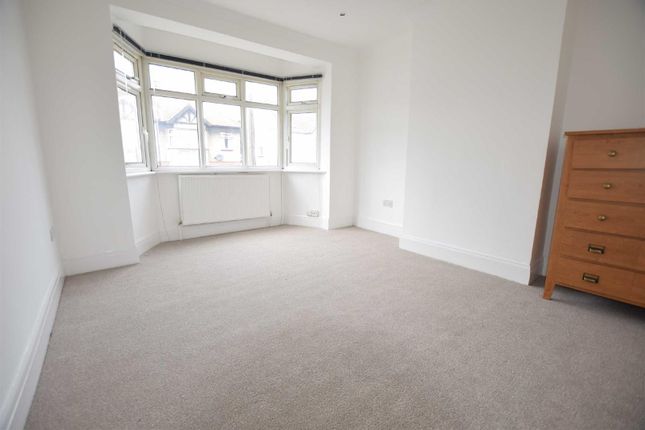 Terraced house to rent in Essex Road, Borehamwood