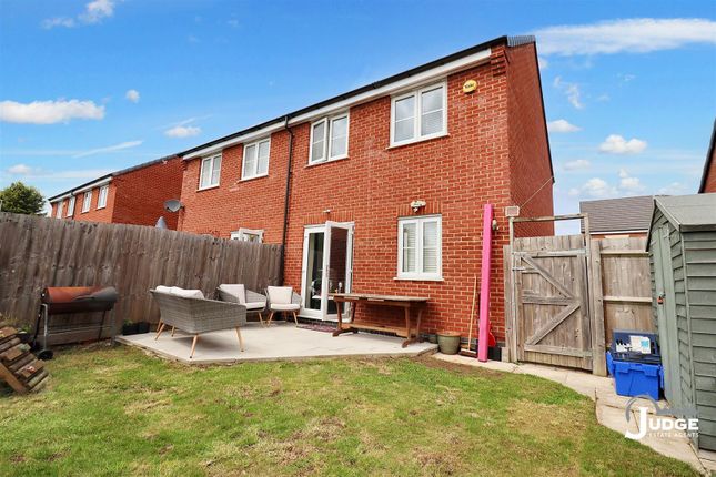 11, Castle Hill Road, Anstey photo 2