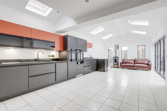 9c Littlegreen Road, Nottingham photo 2