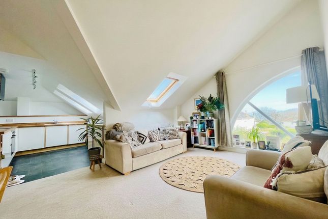 14 Trevose Flats St. Ives Road, Carbis Bay, St. Ives photo 4