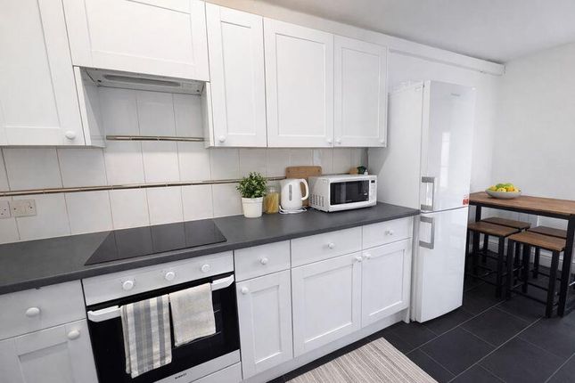 1 Holters Mews, Ivy Lane, CANTERBURY photo 4