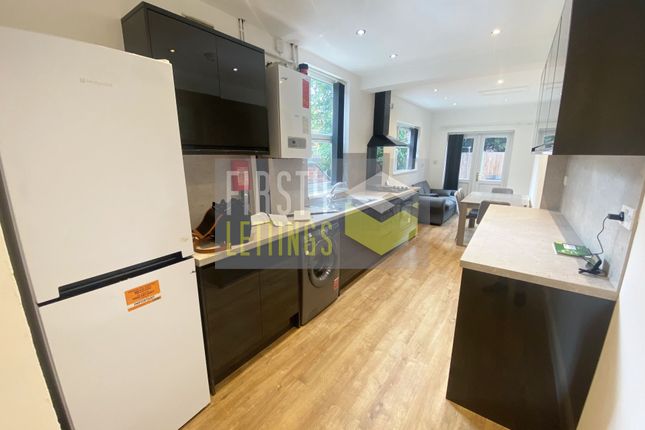Clarendon Park Road, Leicester photo 2