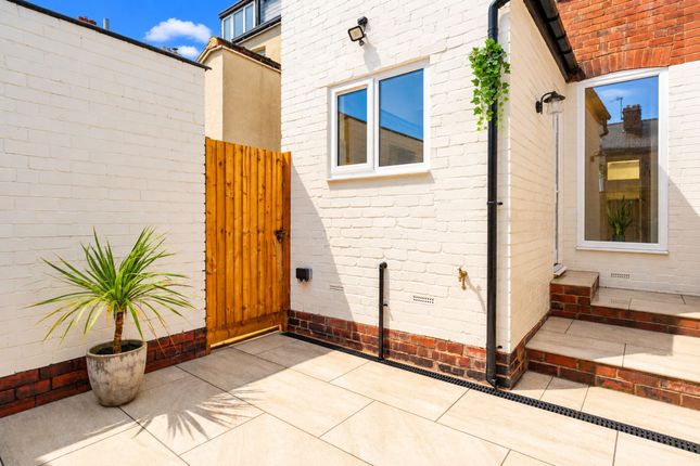 58 Wayland Road, Sheffield photo 4