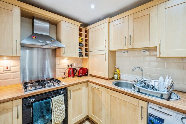 29, San Juan Court, EASTBOURNE photo 4