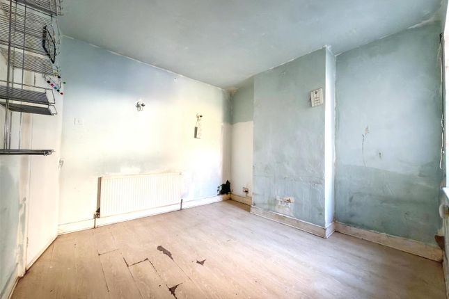 121, Meath Road, London photo 4