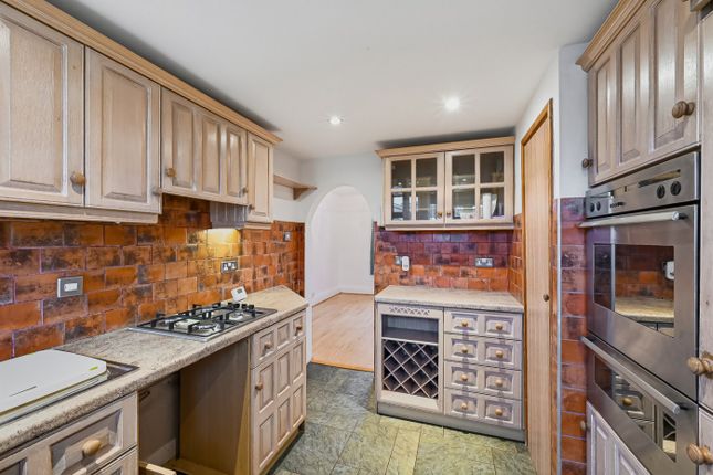 Flat 6, Fire Station Mews, 4A, Bromley Road, Beckenham photo 4