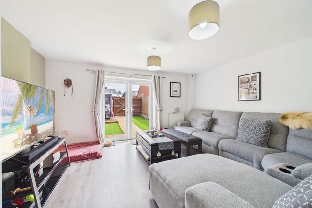14 Stuart Drive, Thetford photo 4