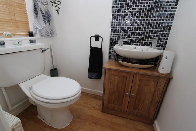 25, The Grove, Bradford photo 5