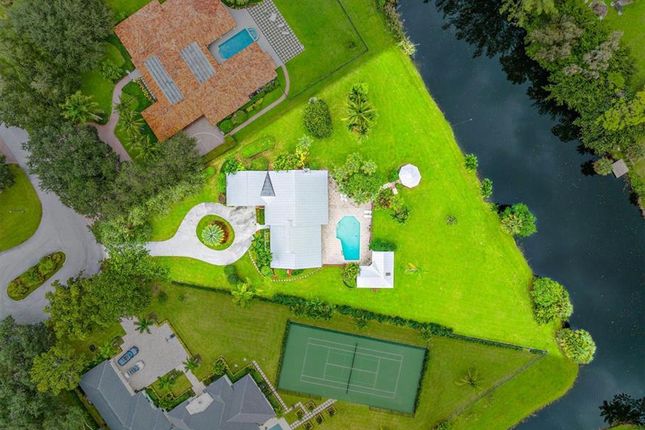 Property for sale in 5561 Whirlaway Rd, Palm Beach Gardens, Florida, 33418, United States Of America