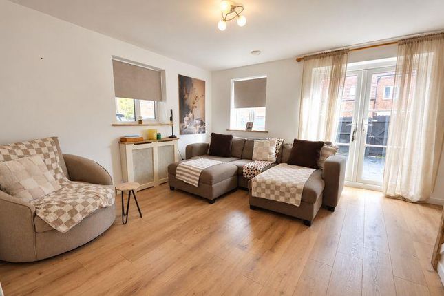25, Barnwell Gardens, Corby photo 2