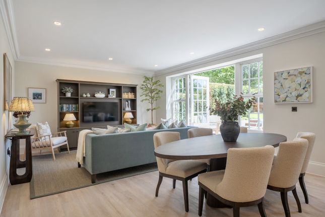 Deane House, 1, Newlands Place, Ampfield photo 2