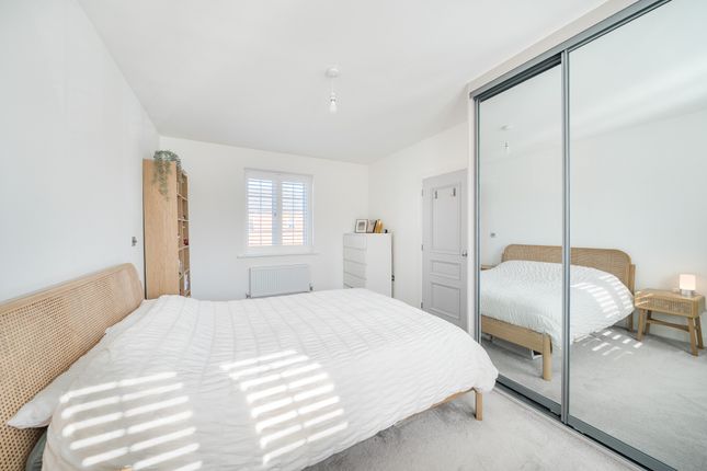 7, Uttley Lane, Beaconsfield photo 4