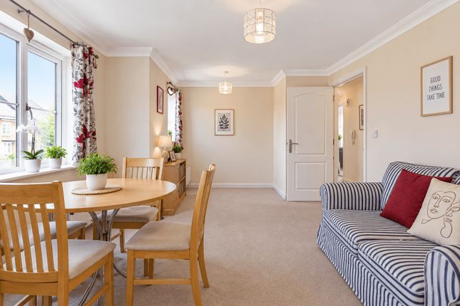 11, Gilbert Way, Canterbury photo 3