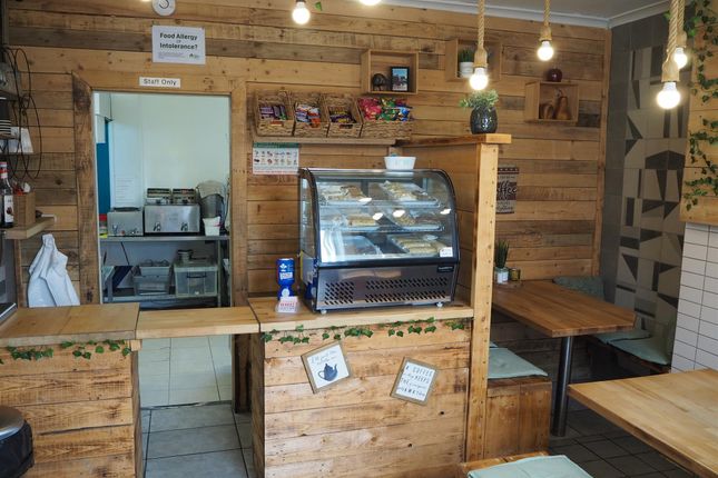 Restaurant/cafe for sale in Cafe &amp; Sandwich Bars WF8, West Yorkshire