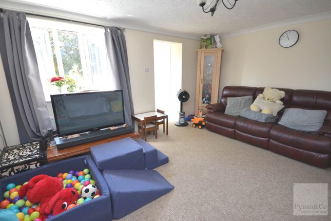 19 Birch Road, Hethersett, Norfolk photo 3