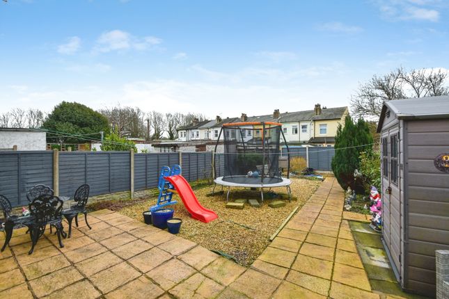 2, Hunting Hill Road, Lancashire photo 3