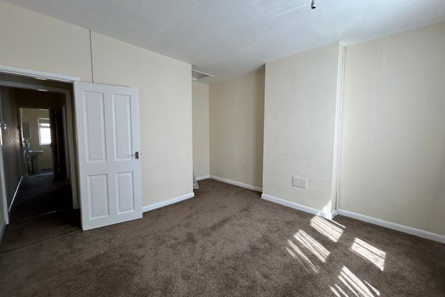 172, Brandon Street, LEICESTER photo 4
