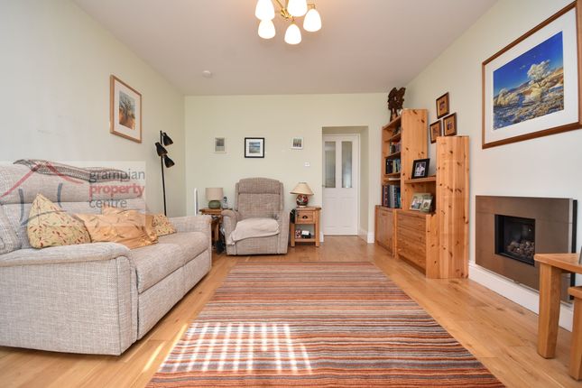 12 Forteath Street, Elgin photo 4