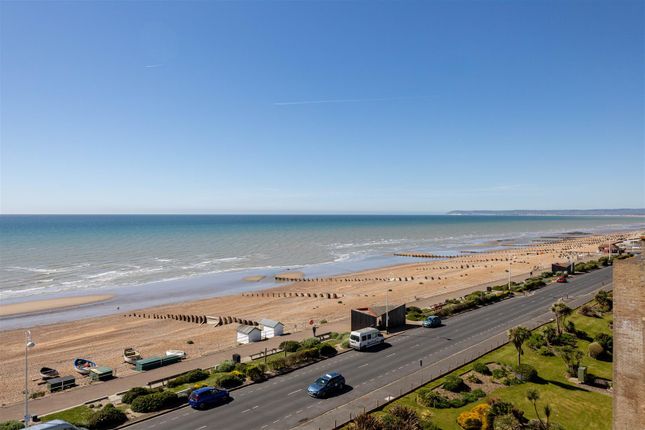 The Penthouse, 29 Tobago, West Parade, Bexhill on Sea photo 2