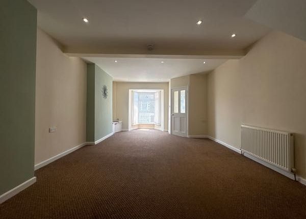 29 Duke Street, Abertillery photo 3
