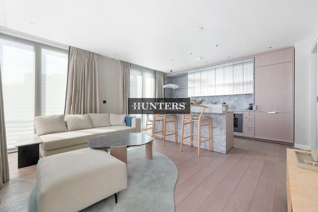 Flat to rent in The Residences, 22 Hanover Square, Mayfair, London