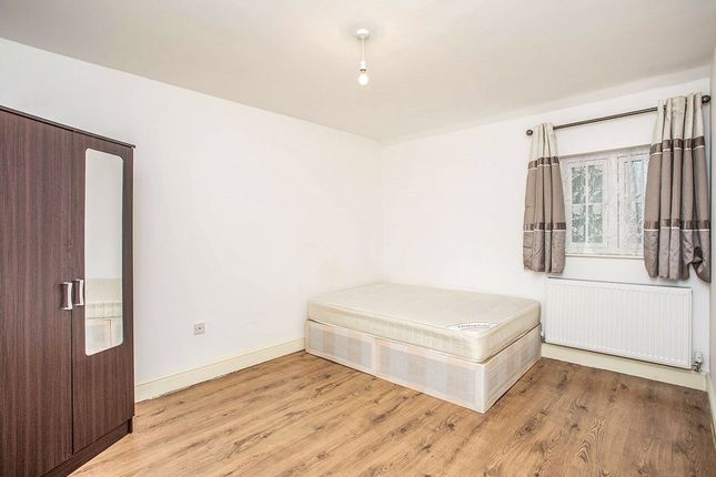 Flat 6 Albany Court, 117e, St. Albans Road, Watford photo 5
