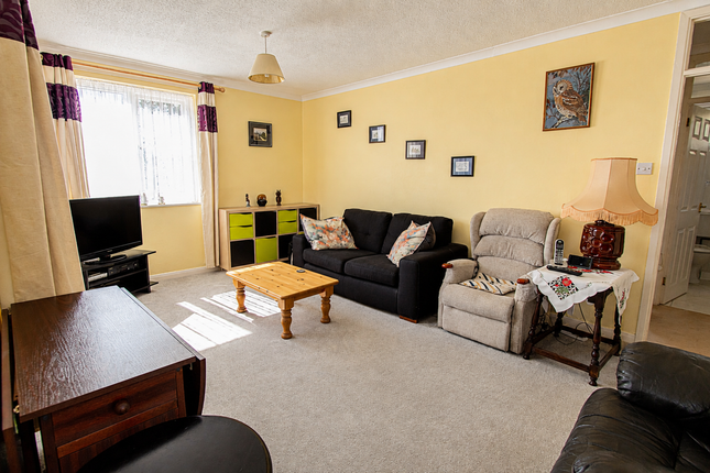 4 Perrys Gardens, West Hill, Ottery St Mary photo 4
