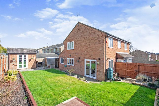 Thumbnail Detached house for sale in Sutherland Grove, Bletchley, Milton Keynes