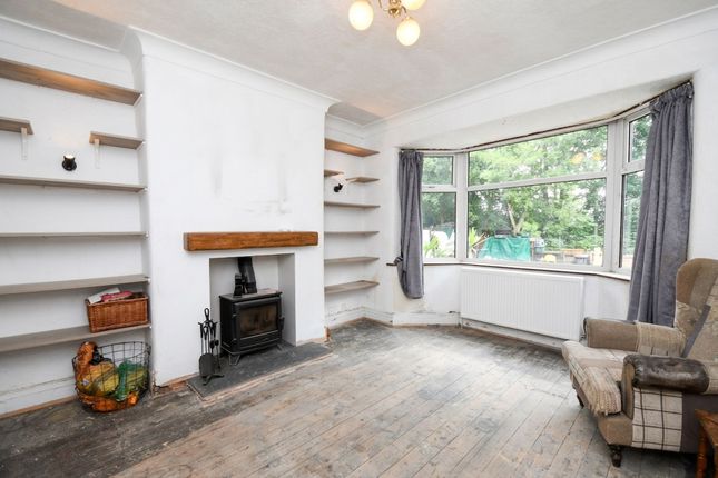 2 Barr Hill Avenue, Salford photo 2