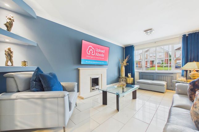 29, Acacia Way, Glasgow photo 4