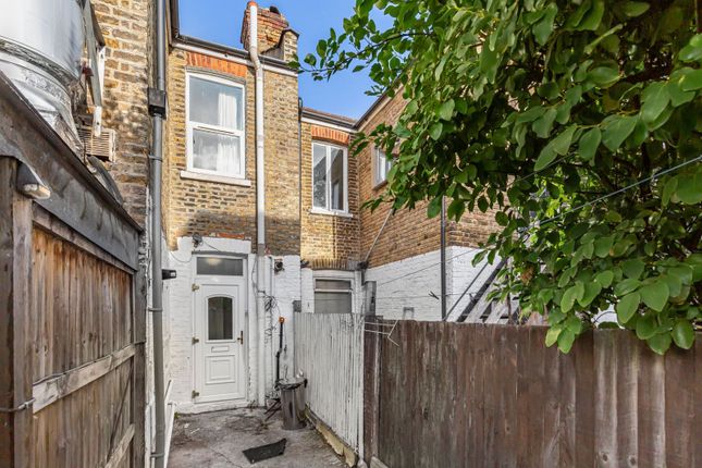 58A,, Northfield Avenue, London photo 4