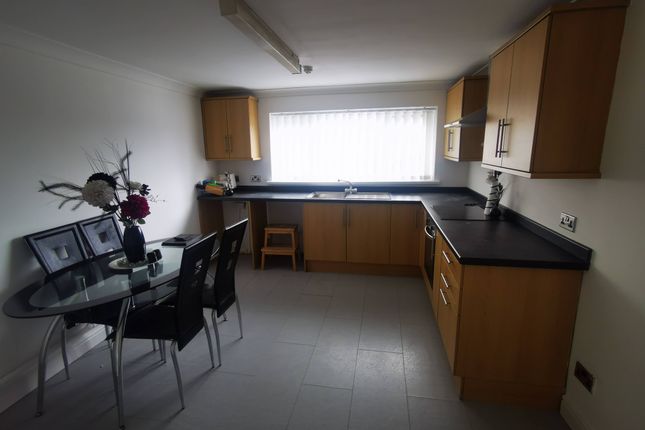 Thumbnail Flat to rent in Picadilly Square, Caerphilly