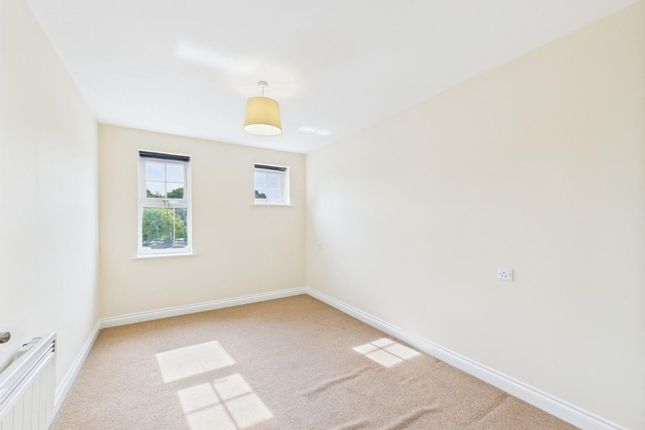 20 Linacre House, Chesterfield photo 5