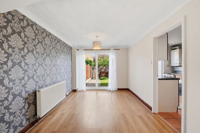 8, Kingswood Close, Nottingham photo 4