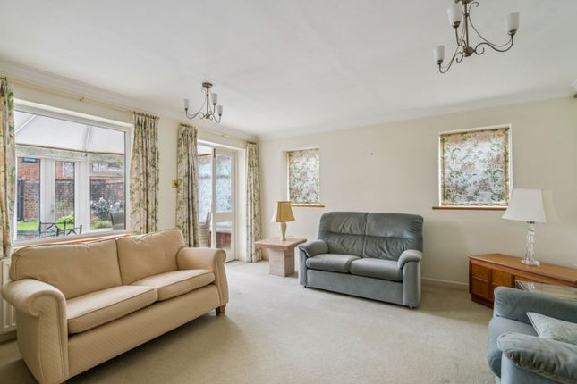 2 The Homestead Missenden Road, High Wycombe photo 3