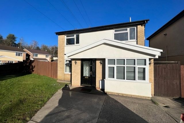 Thumbnail Property to rent in Pine Tree Close, Radyr, Cardiff