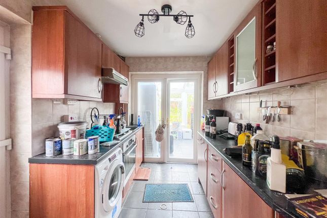 9, Wetley Avenue, Stoke-On-Trent photo 3