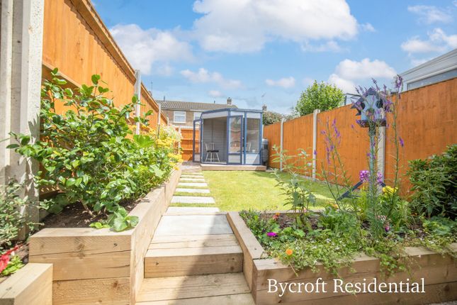 Thumbnail Terraced bungalow for sale in Fern Gardens, Belton, Great Yarmouth