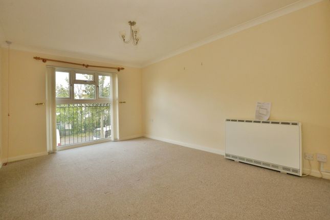 16, Springwood Court, New Romney photo 2
