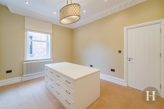 Hadleigh Estate Agents-43.Jpg