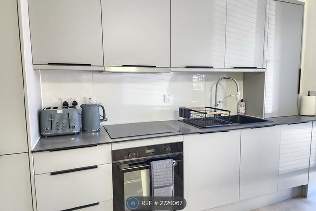 Flat, Bicester Road, Kidlington photo 5