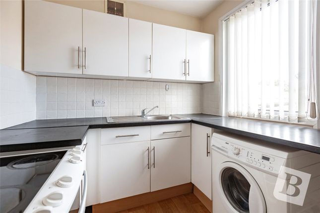 165a, North Street, Romford photo 3