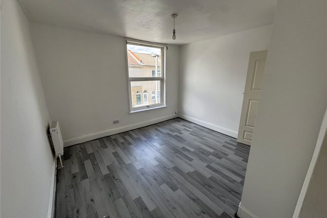 24, Binsteed Road, Portsmouth photo 5