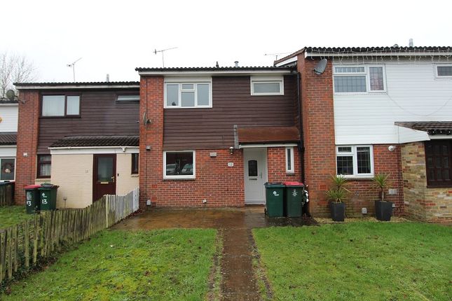 Thumbnail Terraced house to rent in Salvington Road, Crawley, West Sussex.