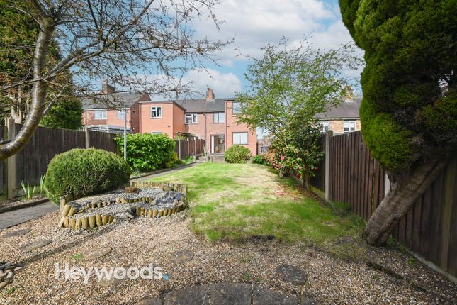 Terraced house to rent in Wesley Place, Newcastle Under Lyme