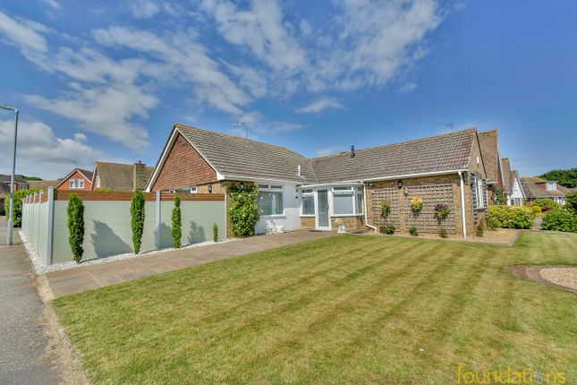 3 bed detached bungalow for sale in Chalden Place, Bexhill-On-Sea TN39